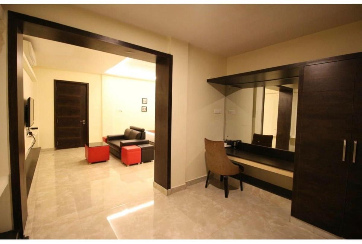The Butterfly Luxury Serviced Apartments Visakhapatnam Exterior foto