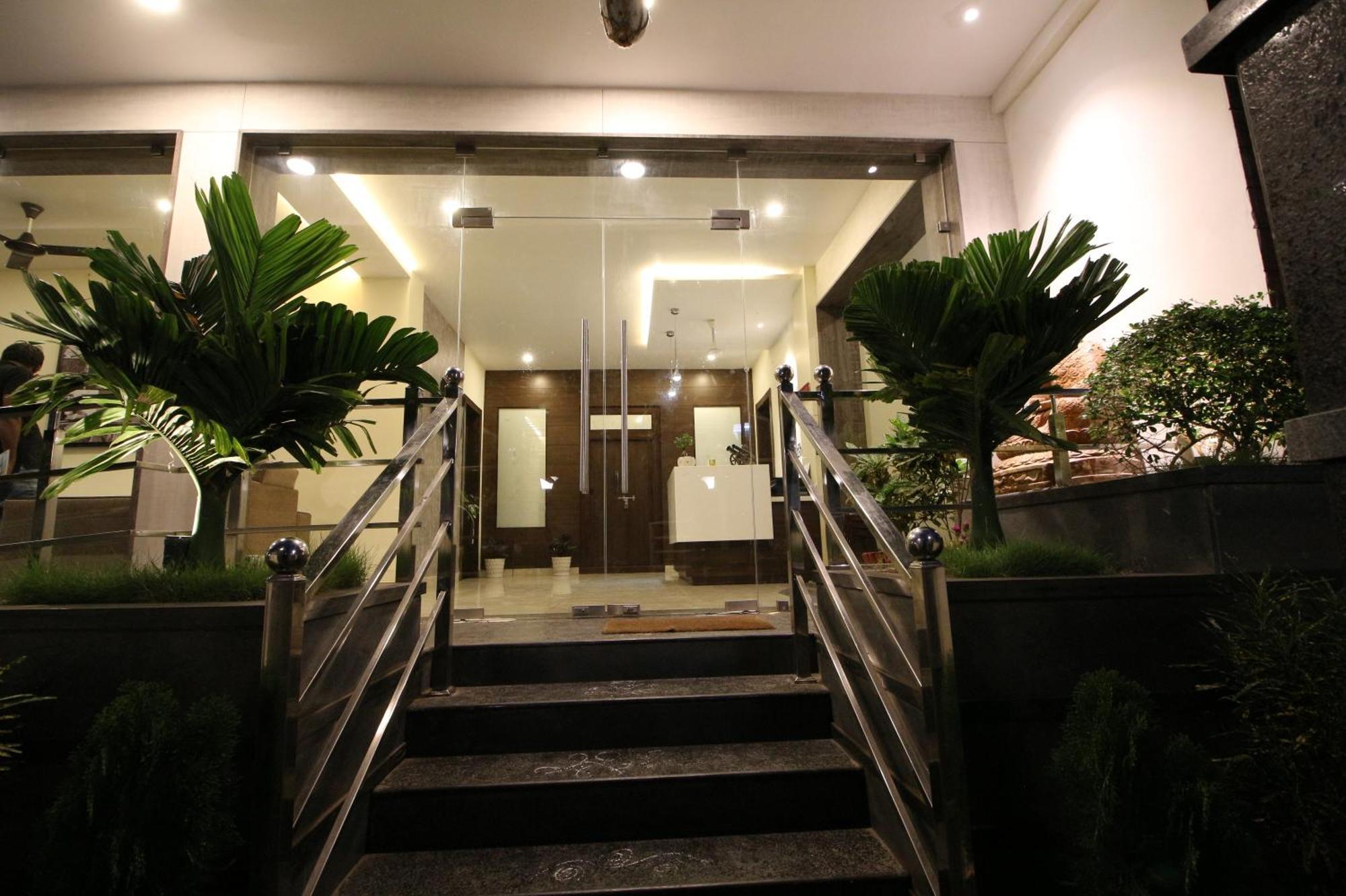 The Butterfly Luxury Serviced Apartments Visakhapatnam Exterior foto