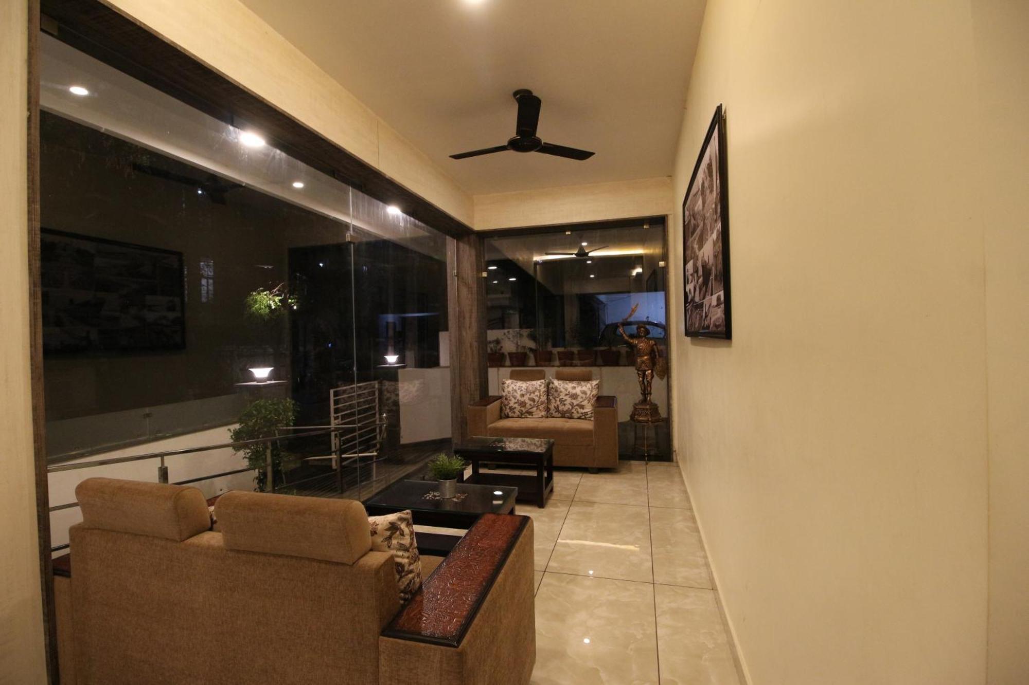 The Butterfly Luxury Serviced Apartments Visakhapatnam Exterior foto